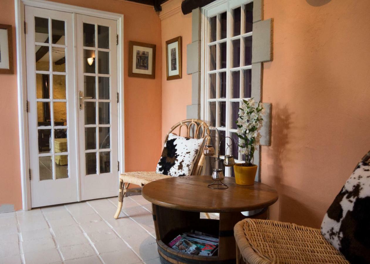 Villa chez daisy à Montbron Extérieur photo